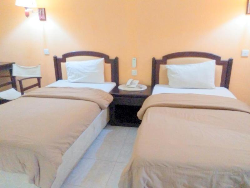 לומבוק Hotel Zaitun Selaparang מראה חיצוני תמונה